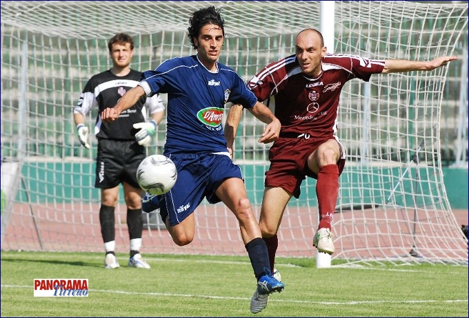 D'Amico strattonato copy.jpg