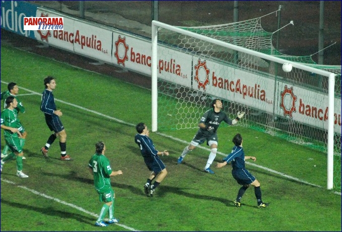 IL PALLONE NON VUOLE ENTRARE+.jpg