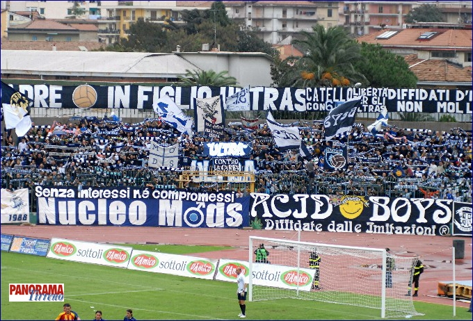 Il tifo+.jpg