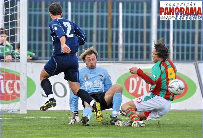 la decisa uscita di Criscuolo.jpg